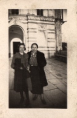 Nonna Elvira zia Lella (manoscritta a inchiostro)